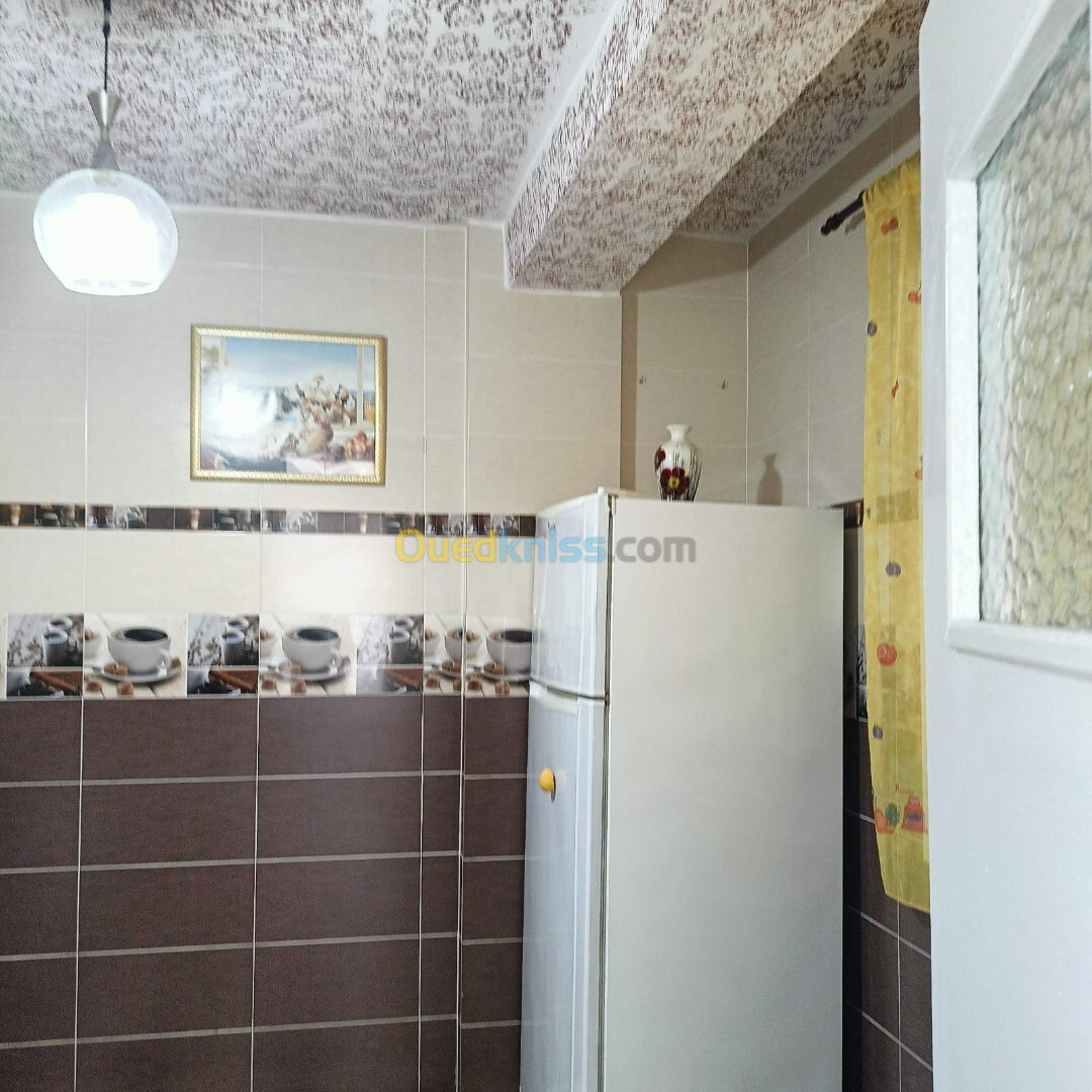 Location Appartement F4 Alger Zeralda