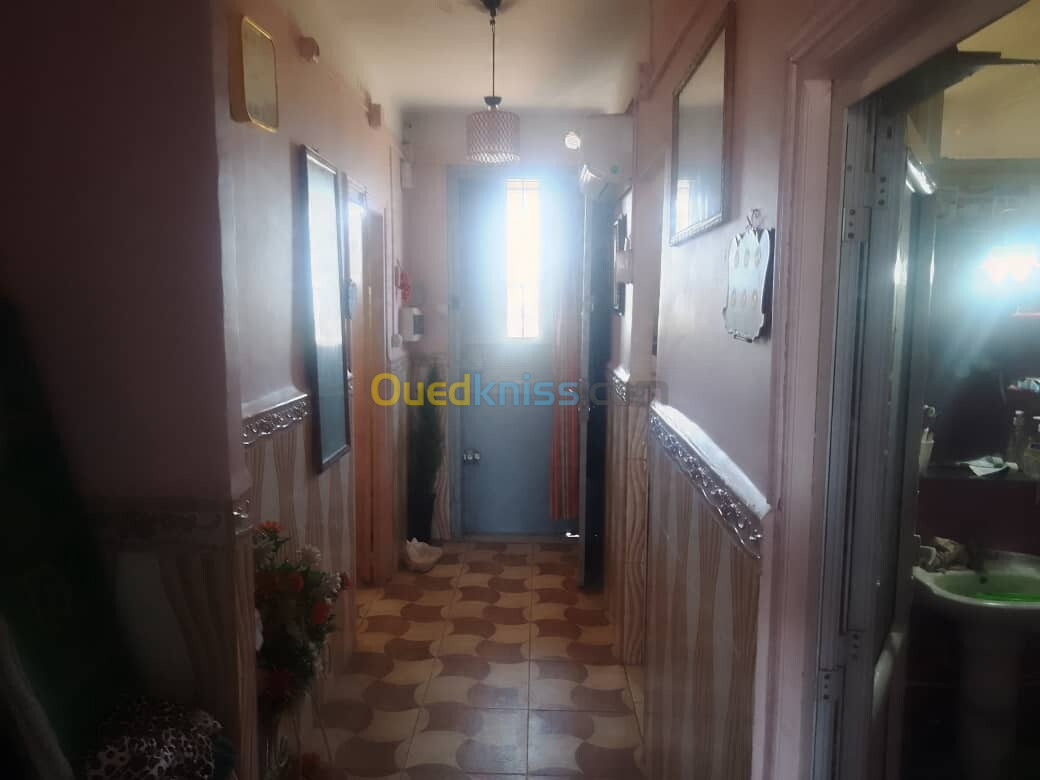 Vente Appartement F3 Alger Bordj el kiffan