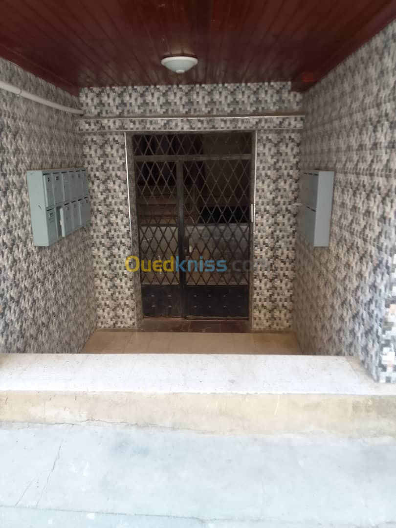 Vente Appartement F4 Alger Bouzareah