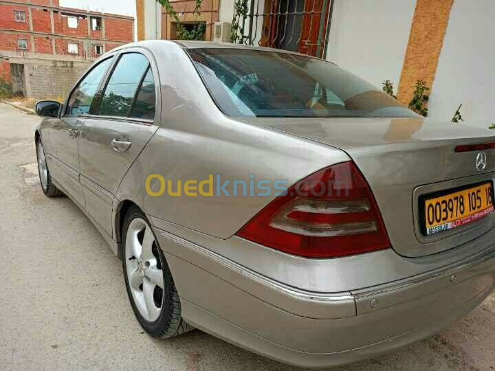 Mercedes Classe C 2005 