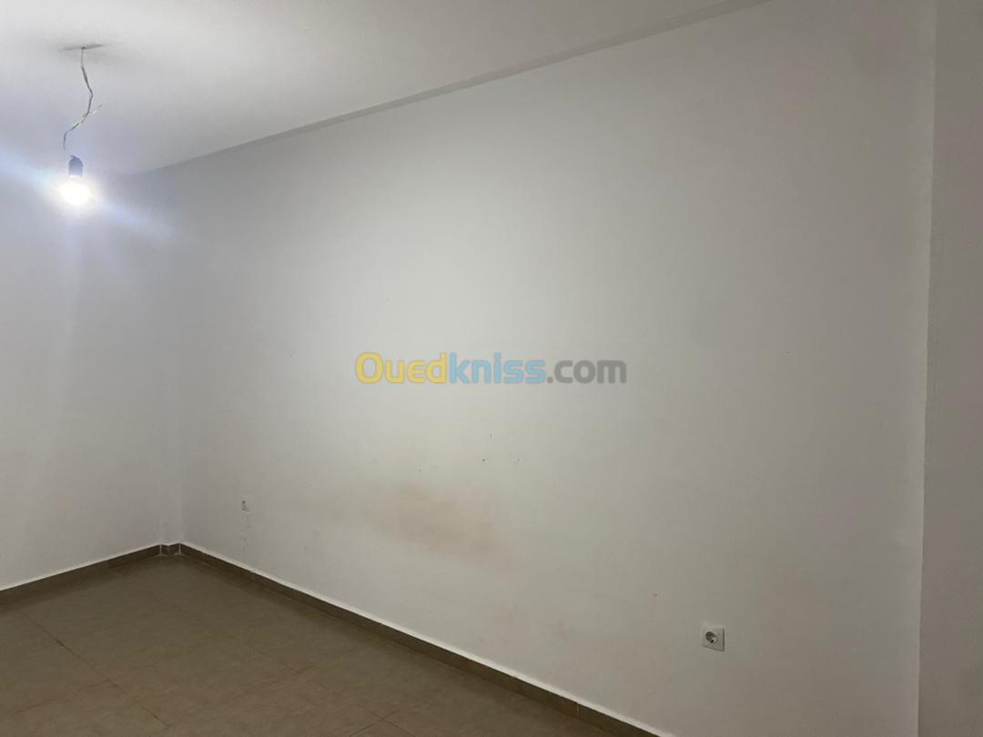 Location Appartement F2 Blida Beni tamou