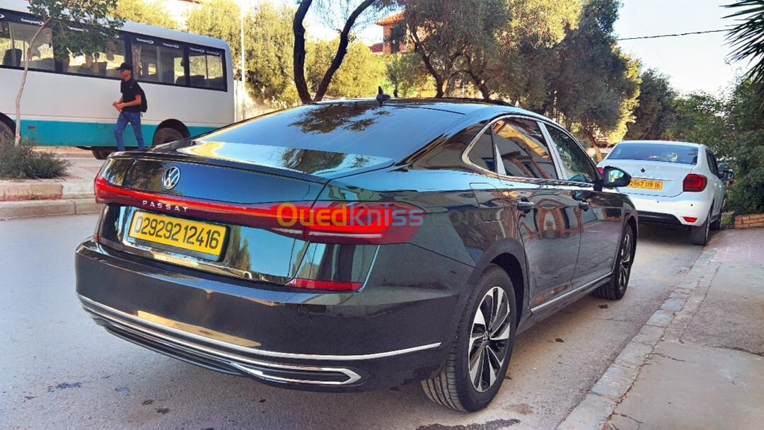 Volkswagen Passat 2024 Lacarat