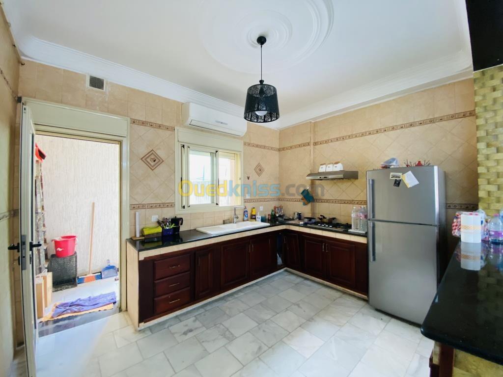 Location Appartement F3 Alger Hydra