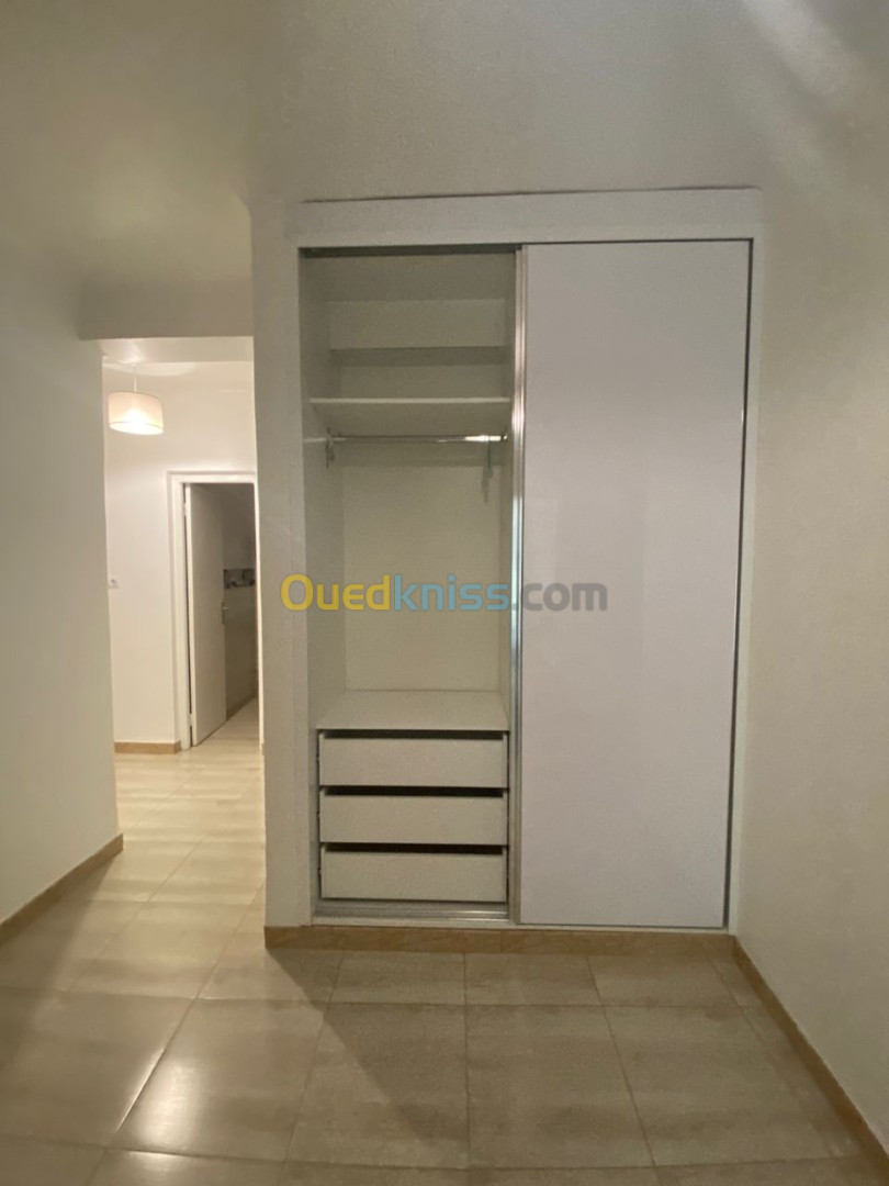 Location Appartement F4 Alger Hydra