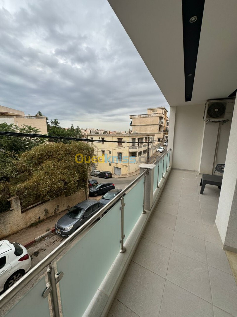 Location Appartement F4 Alger Hydra