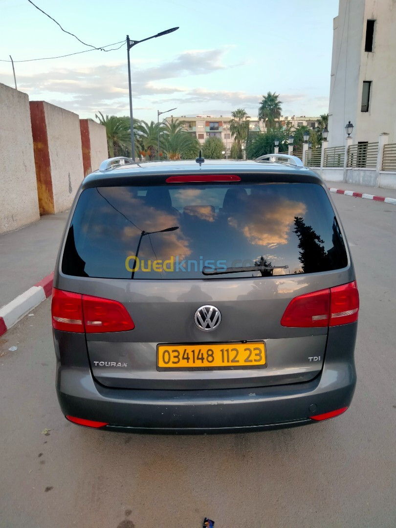 Volkswagen Touran 2012 Match