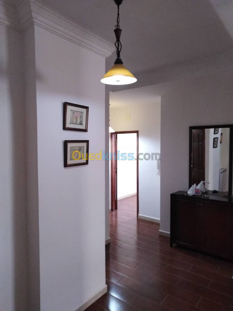 Location Appartement F3 Alger Said hamdine