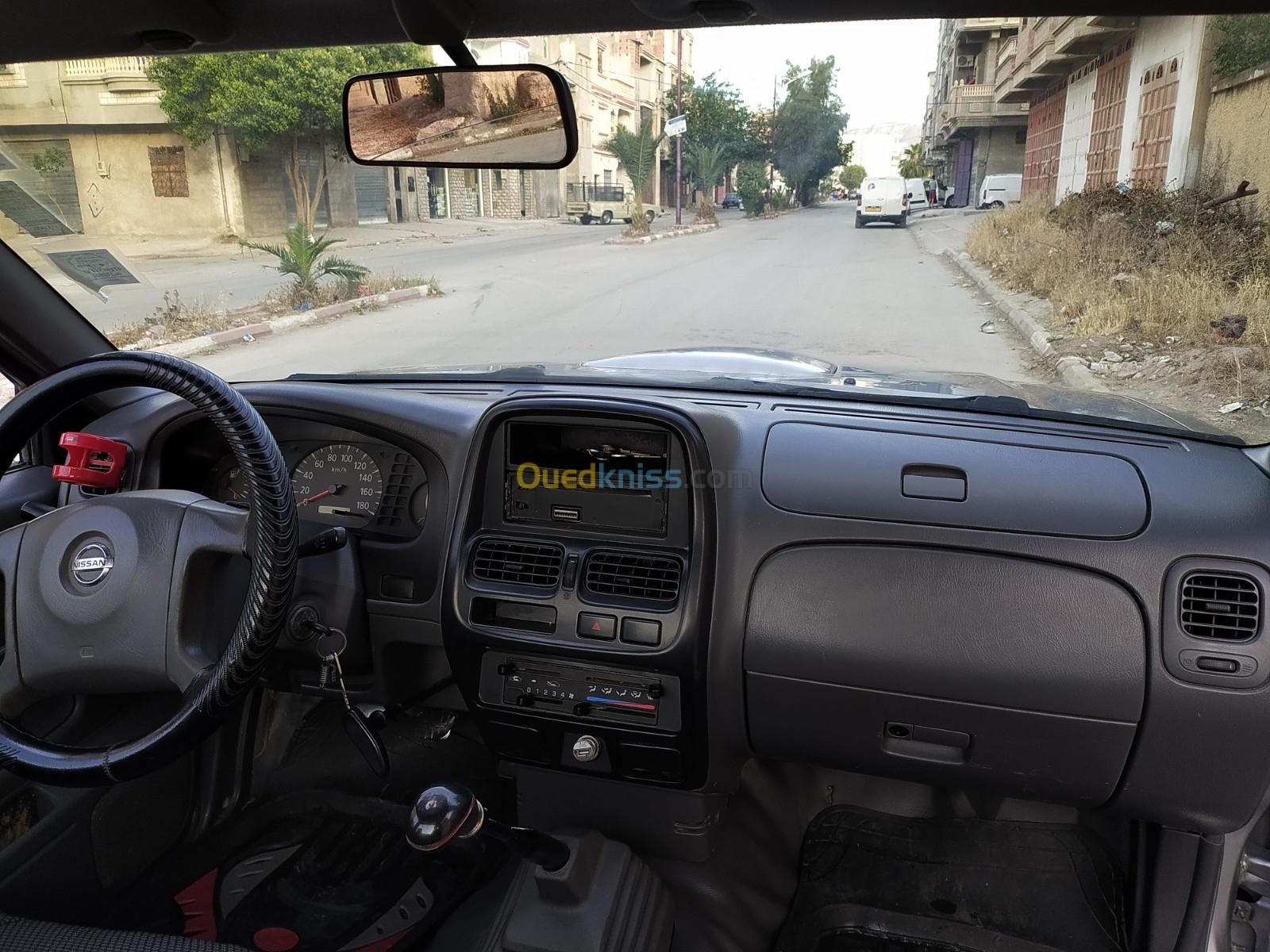 Nissan Pickup 2014 