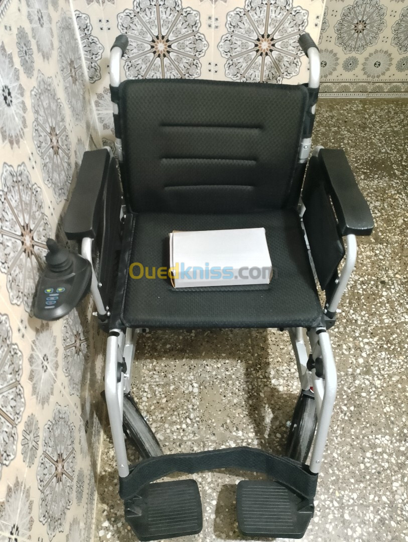 كرسي متحرك كهرباىي fauteuil roulant électrique 