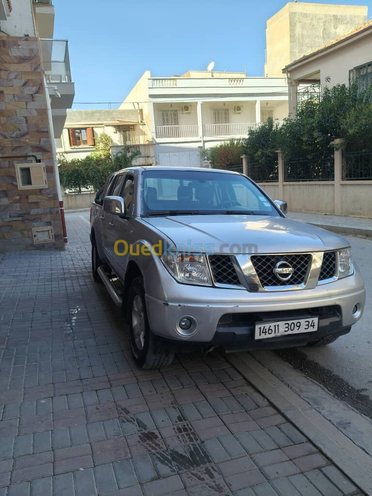 Nissan Navara 2009 Elegance 4x4