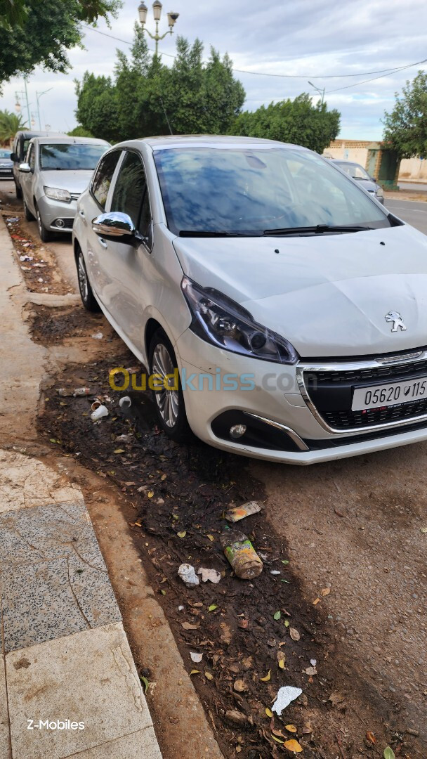 Peugeot 208 2015 Allure