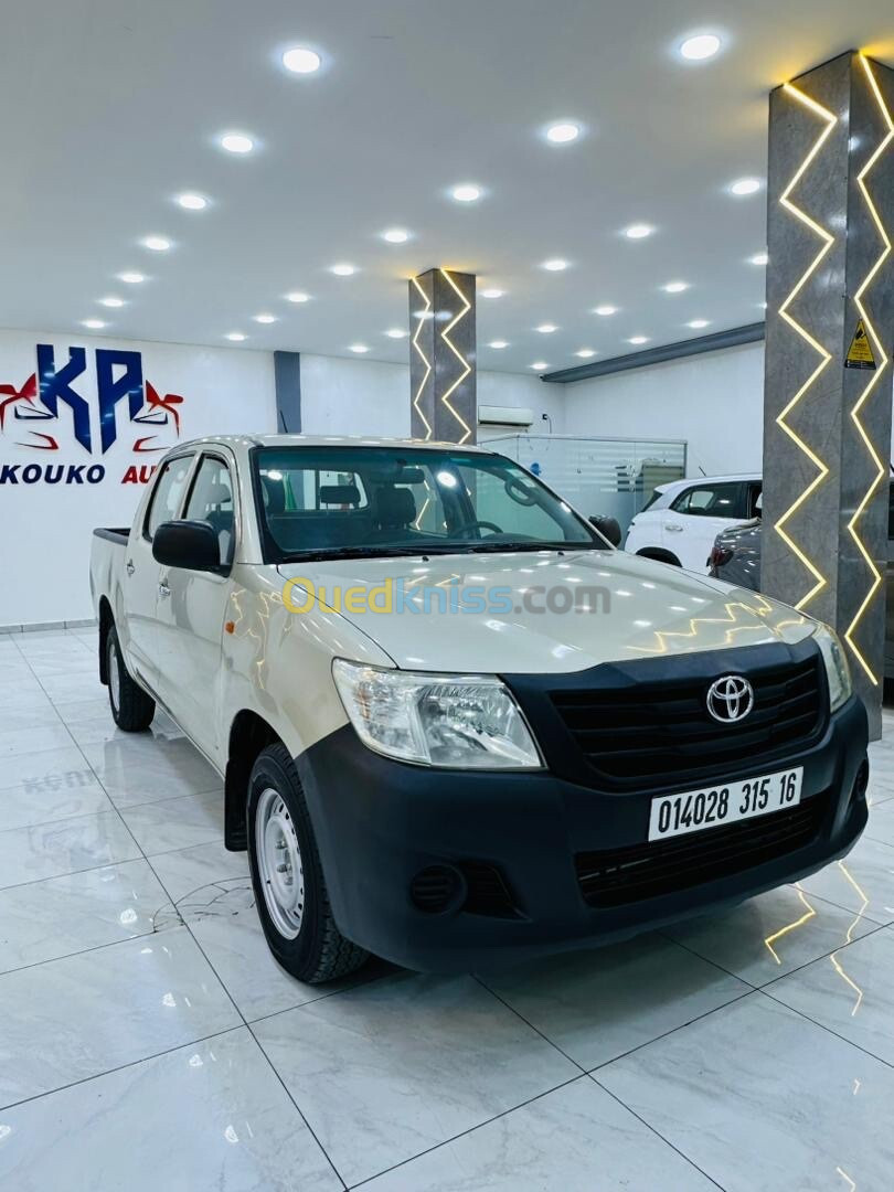 Toyota Hilux 2015 LEGEND DC 4x2