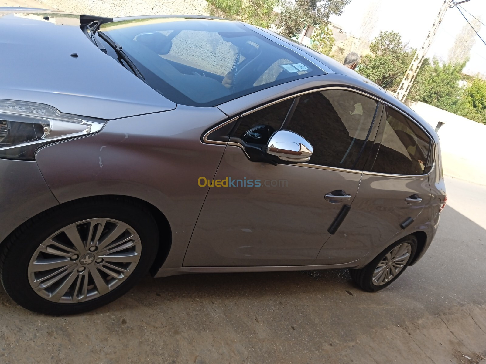 Peugeot 208 2019 Allure Facelift