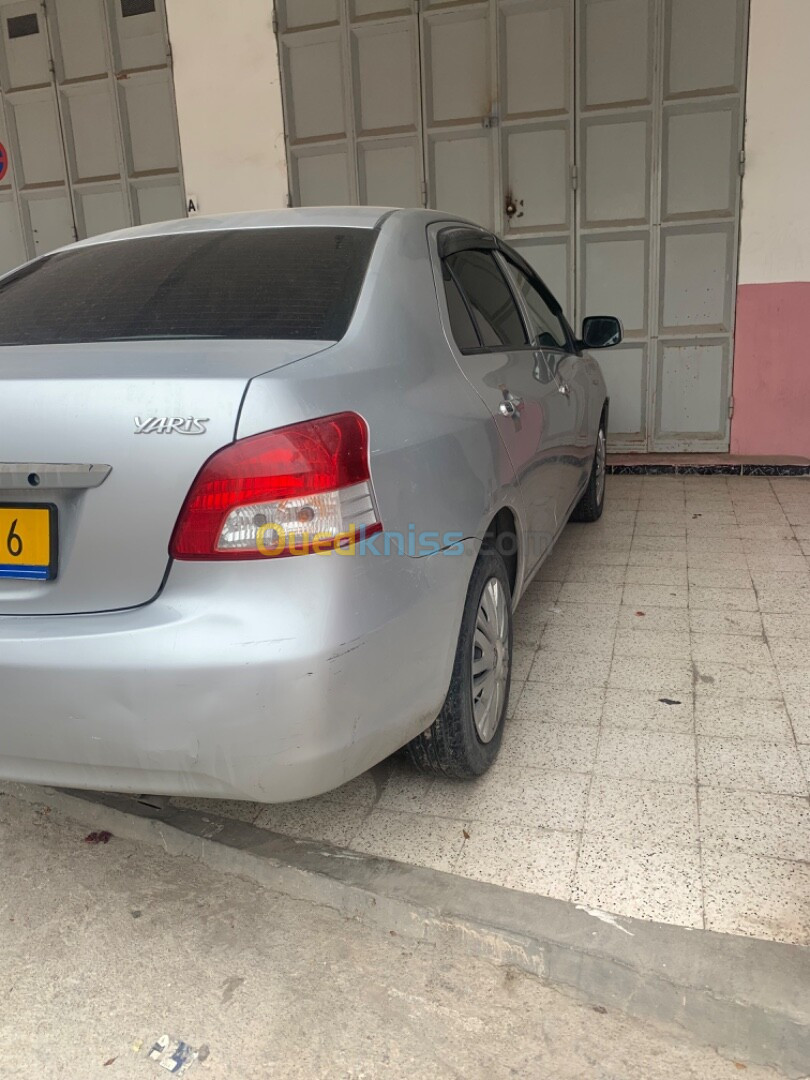 Toyota Yaris Sedan 2012 Yaris Sedan