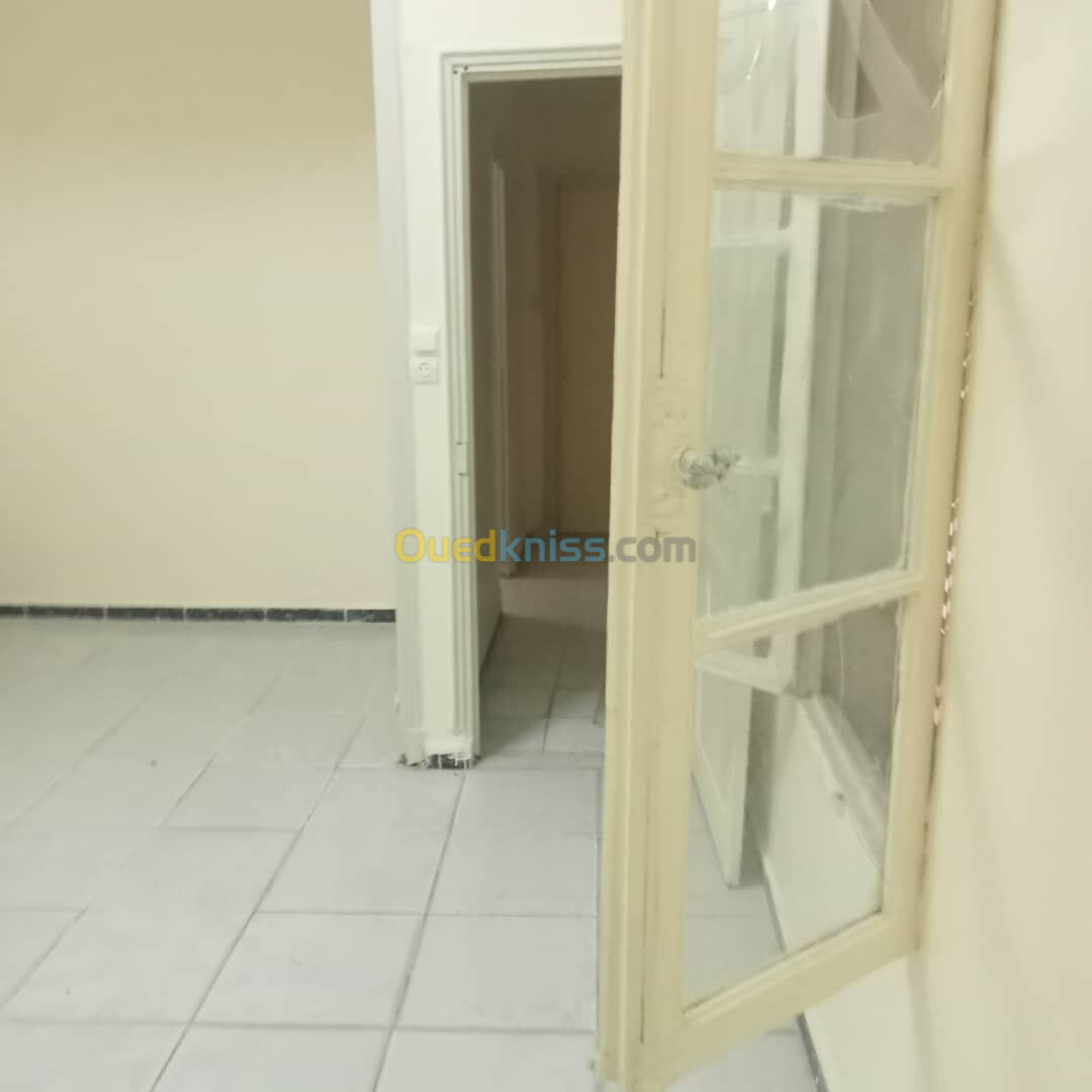 Location Appartement F2 Annaba Annaba