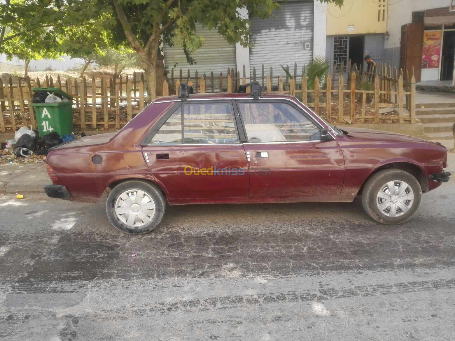 Peugeot 305 1980 305