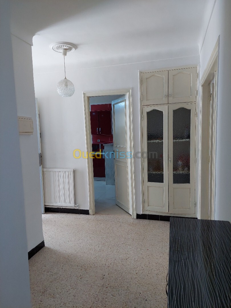 Location Appartement F3 Alger Dely brahim