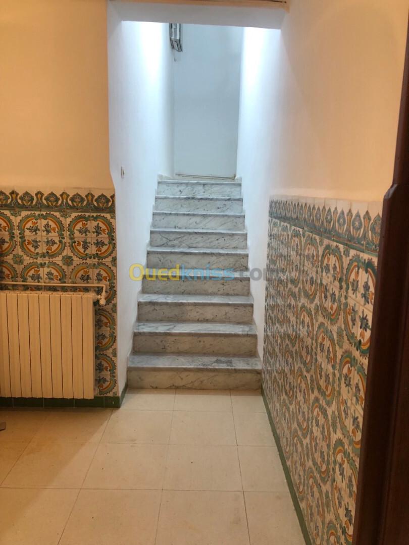 Location Duplex F4 Alger Dely brahim