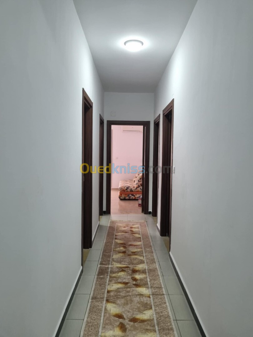 Location Appartement F4 Alger Staoueli