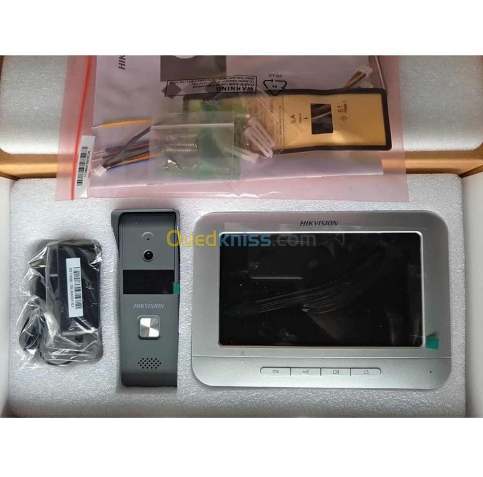 HIKVISION DS-KIS203T Kit D'interphone Vidéo Analogique 1 Bouton 4Fils