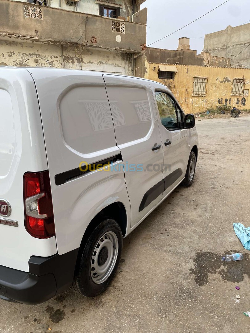 Fiat Professional Doblo 2023 Doblo