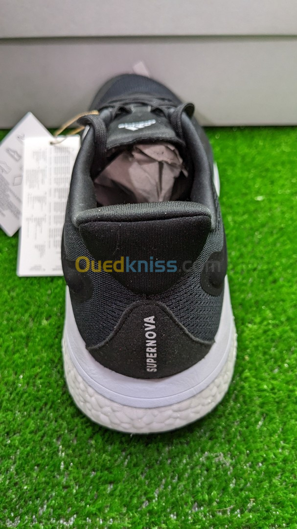 Adidas SUPERNOVA - Ref S42722- Original اصلية - Pointure 46 2/3 / 30 CM
