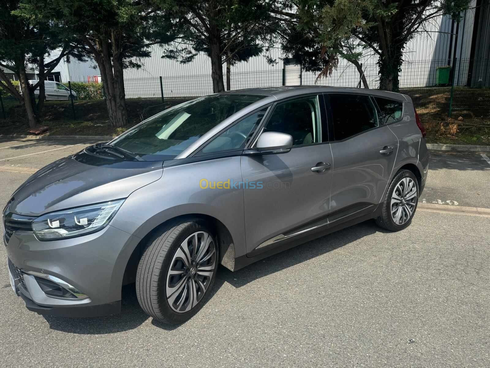 Renault Scenic 2023 