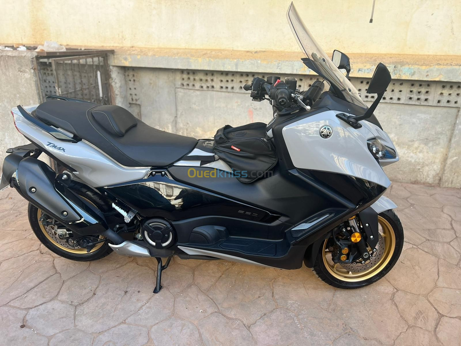 Yamaha TMAX 562 2022