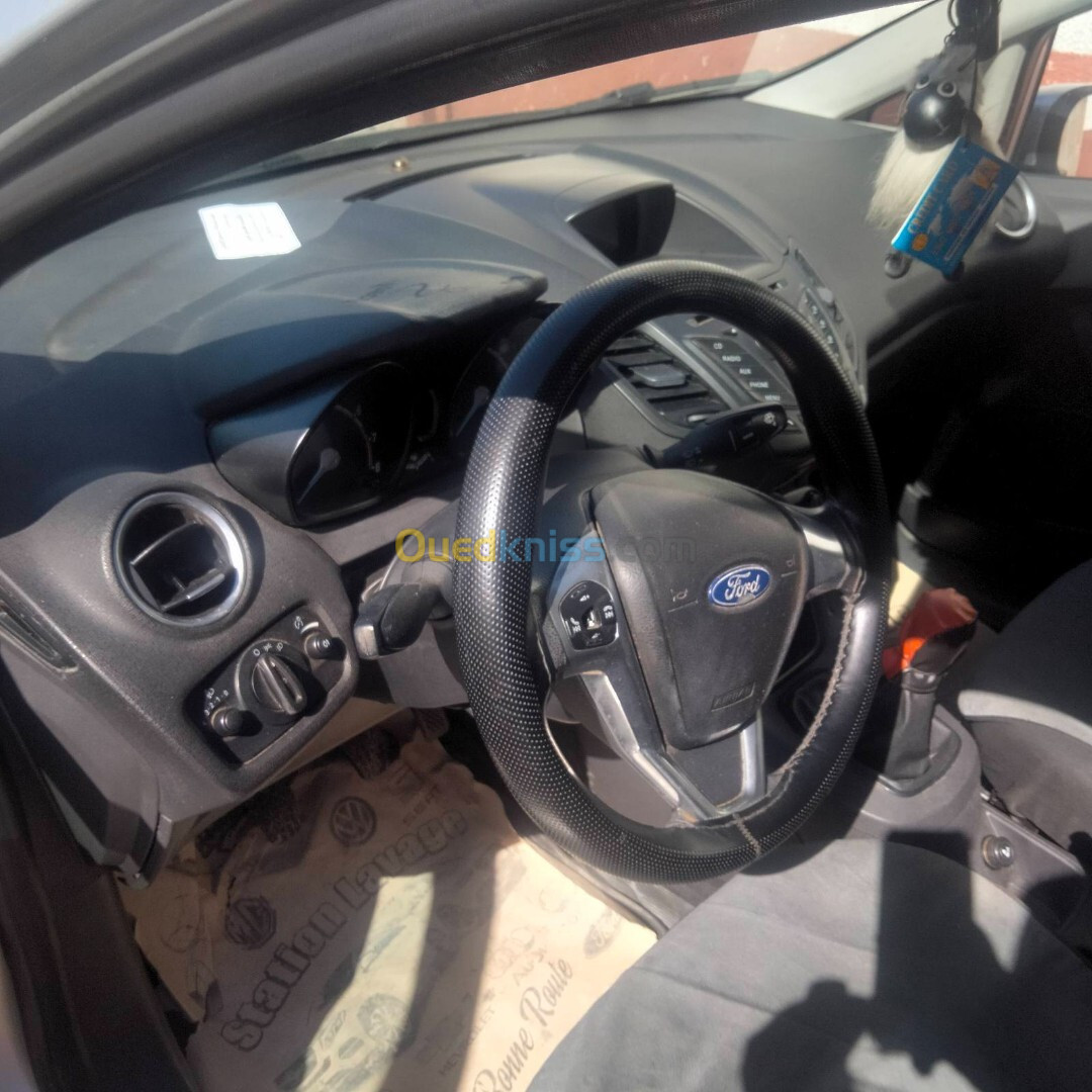 Ford Fiesta 2013 City