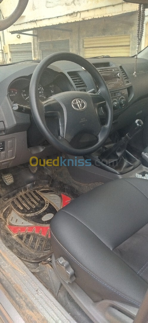 Toyota Hilux 4*4 2016 ViGo