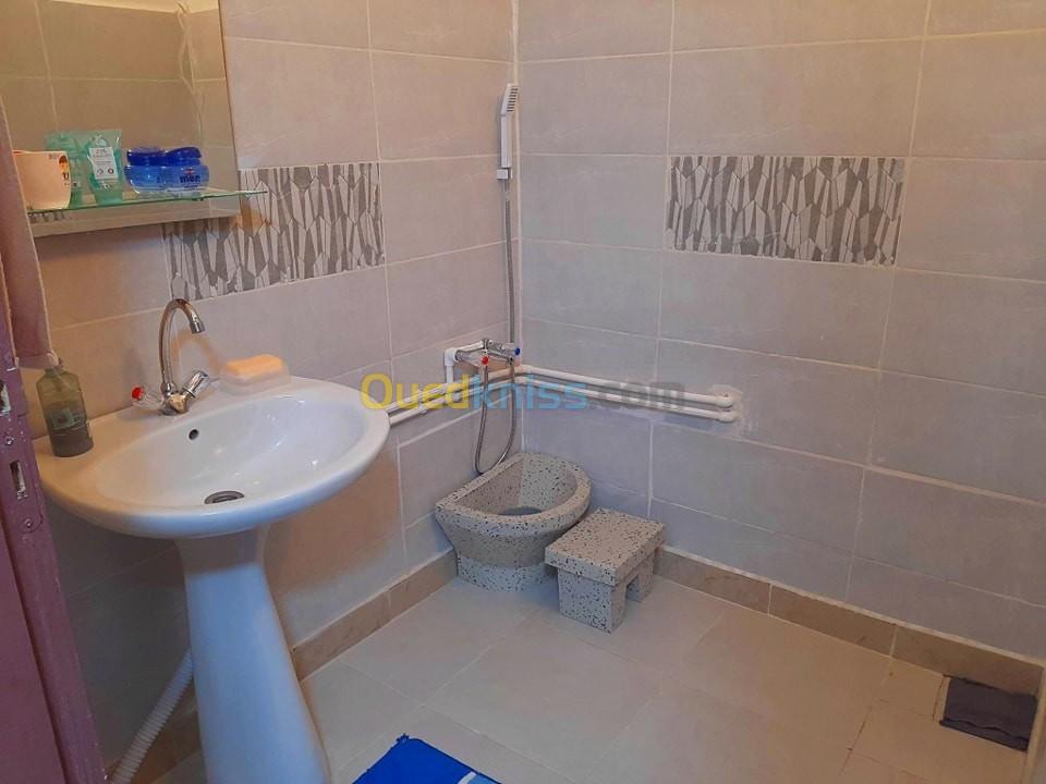 Location vacances Appartement F3 Mostaganem Stidia