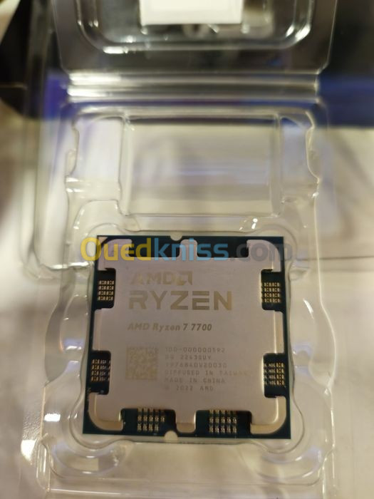 Ryzen 7 7700 tray