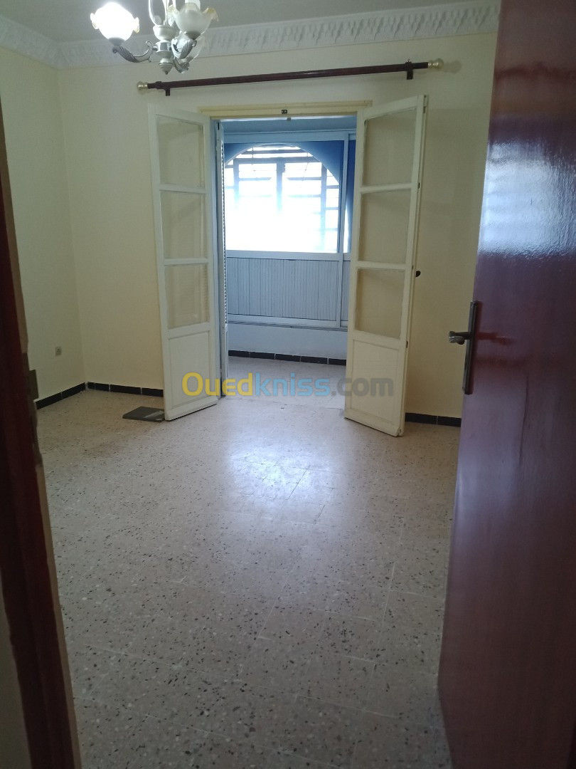 Location Appartement F5 Constantine Constantine