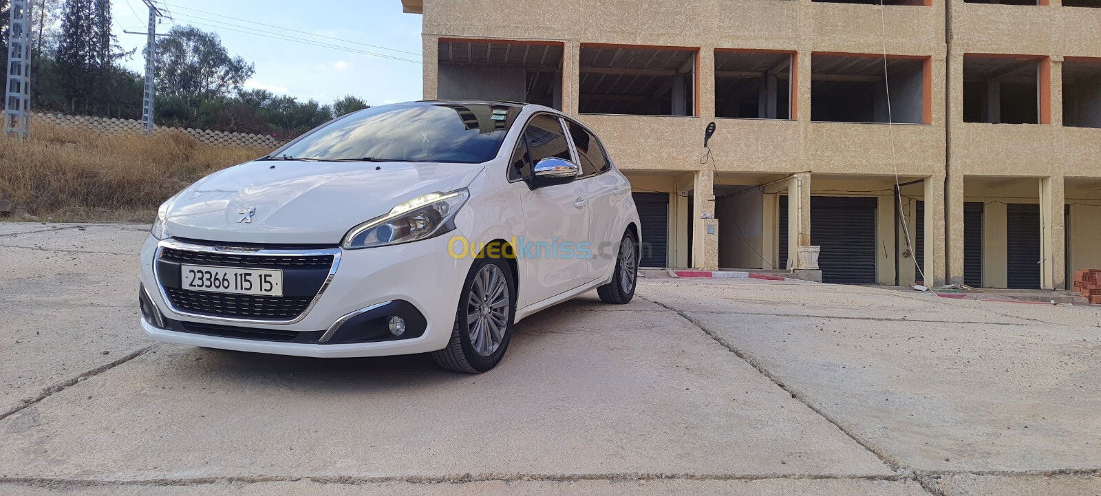 Peugeot 208 2015 Allure Facelift