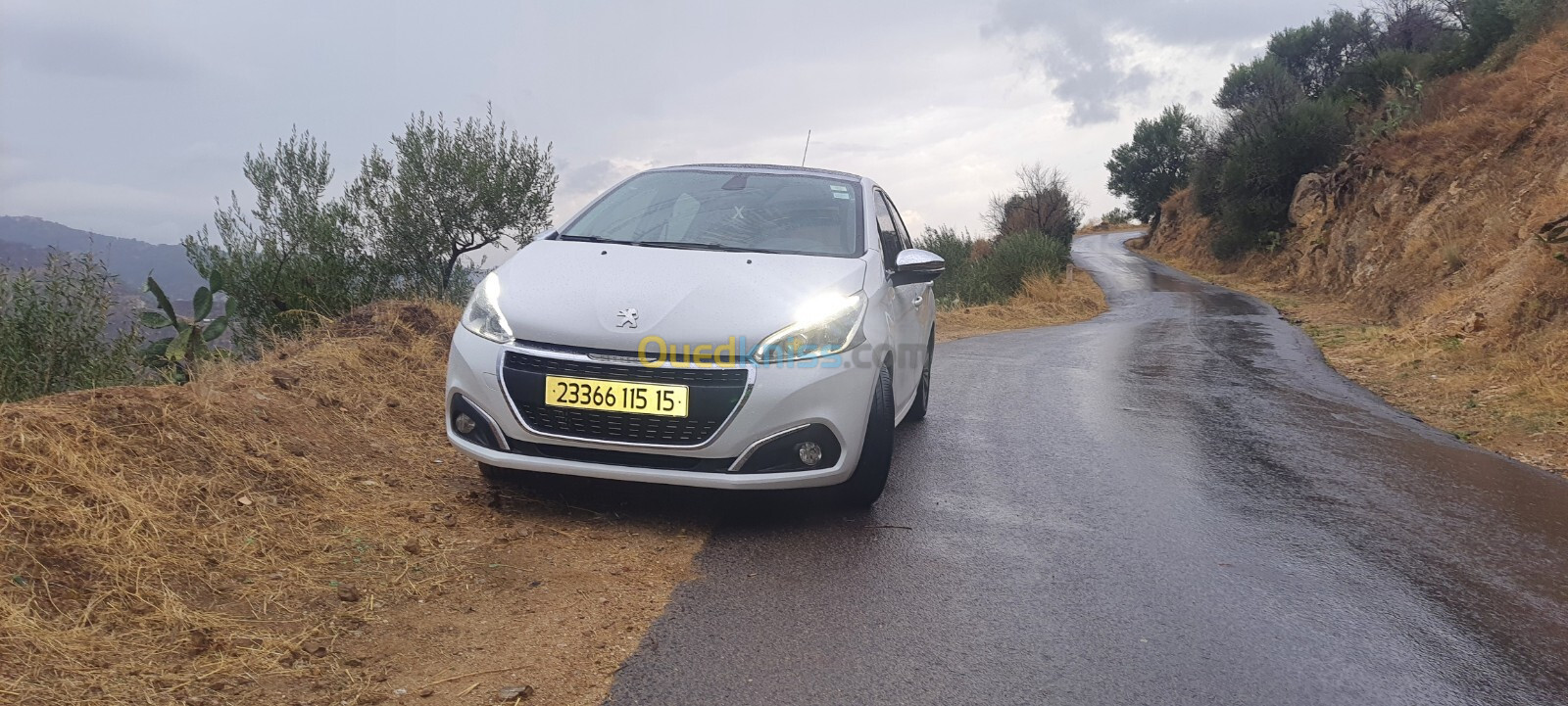 Peugeot 208 2015 Allure Facelift