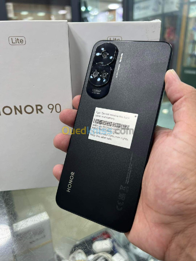 Honor 90