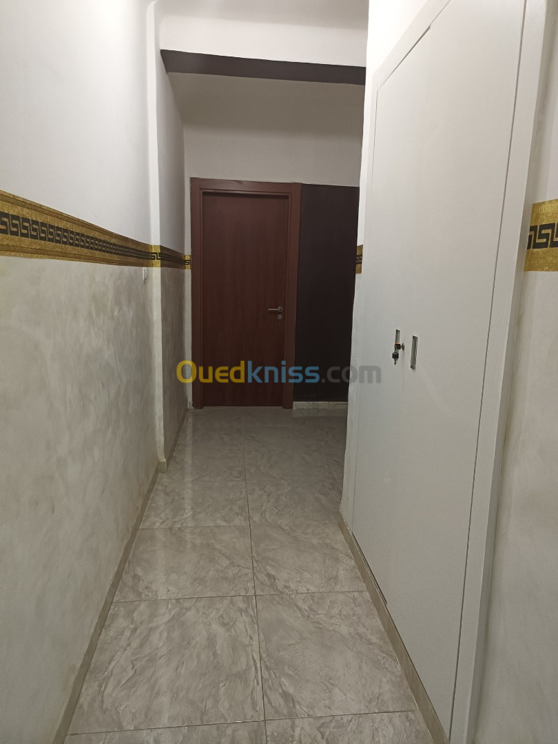 Location Appartement F4 Alger Rahmania