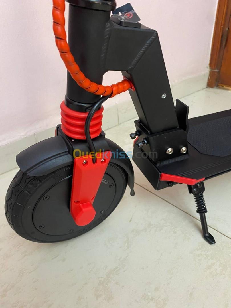 Scooter Trottinette Electrique Pour Adolescents180W 15km/h Scooter Trottinette Electrique Pour Adolescents180W 15km/h 2024