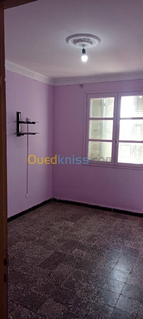 Location Appartement F4 Medea Berrouaghia