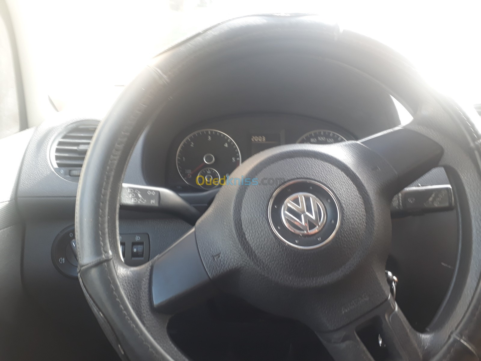 Volkswagen Caddy 2011 