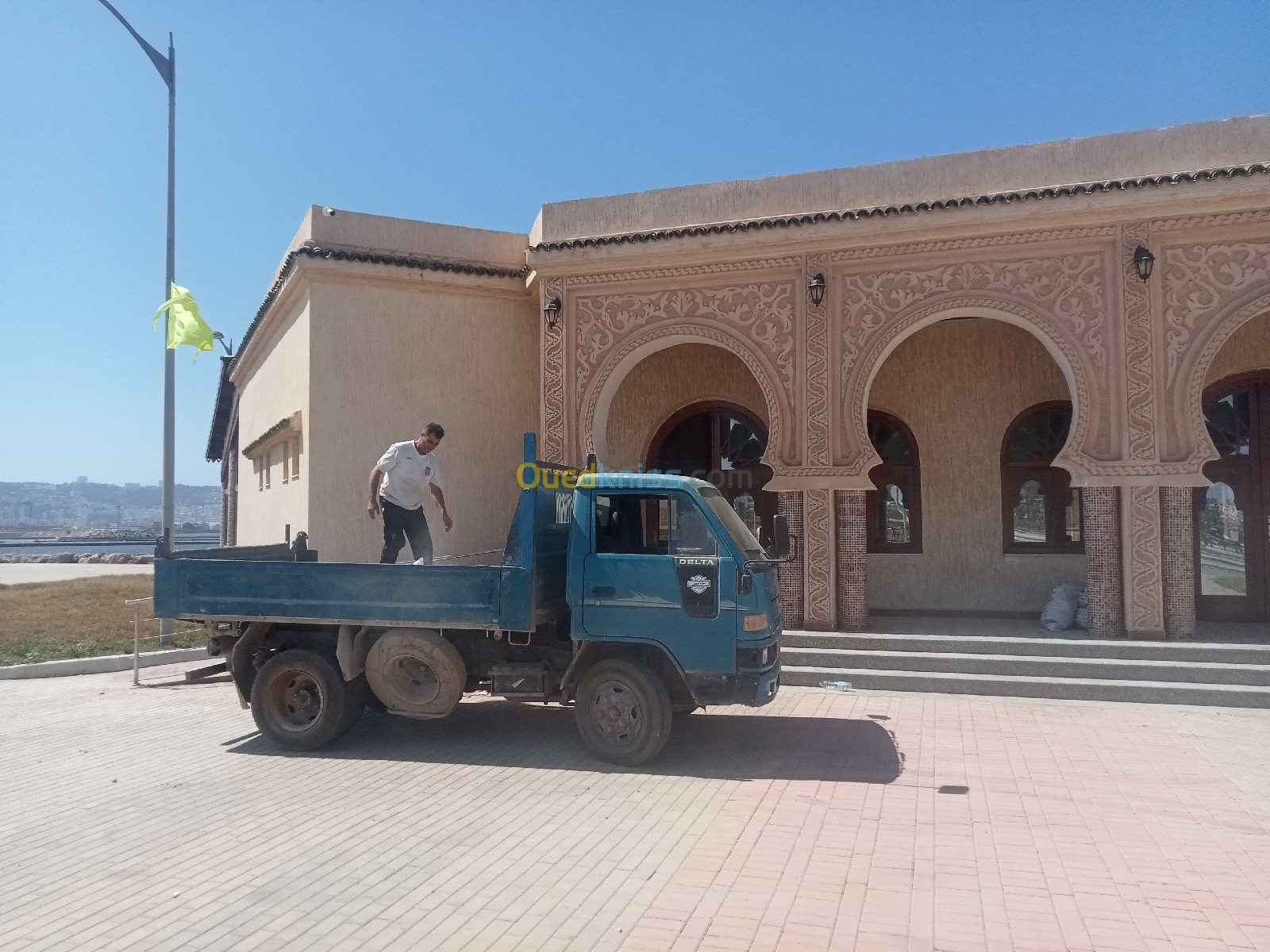 Charge Et Décharge La Casse Sur Alger