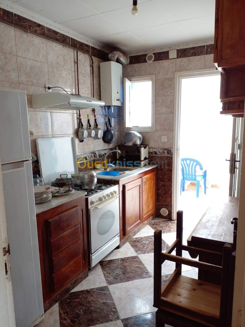 Location vacances Appartement F3 Tizi Ouzou Tigzirt