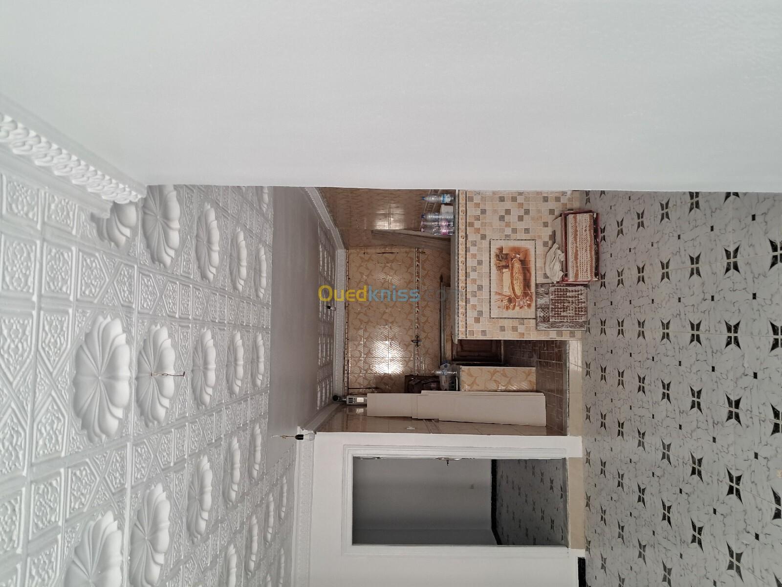 Location Appartement F4 Alger Kouba