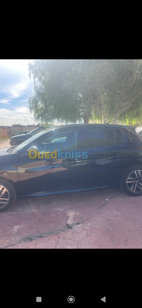 Peugeot 208 2024 Allure 1.6 hdi