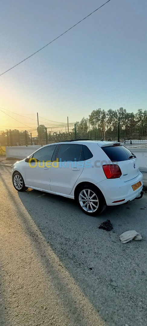 Volkswagen Polo 2016 la carat