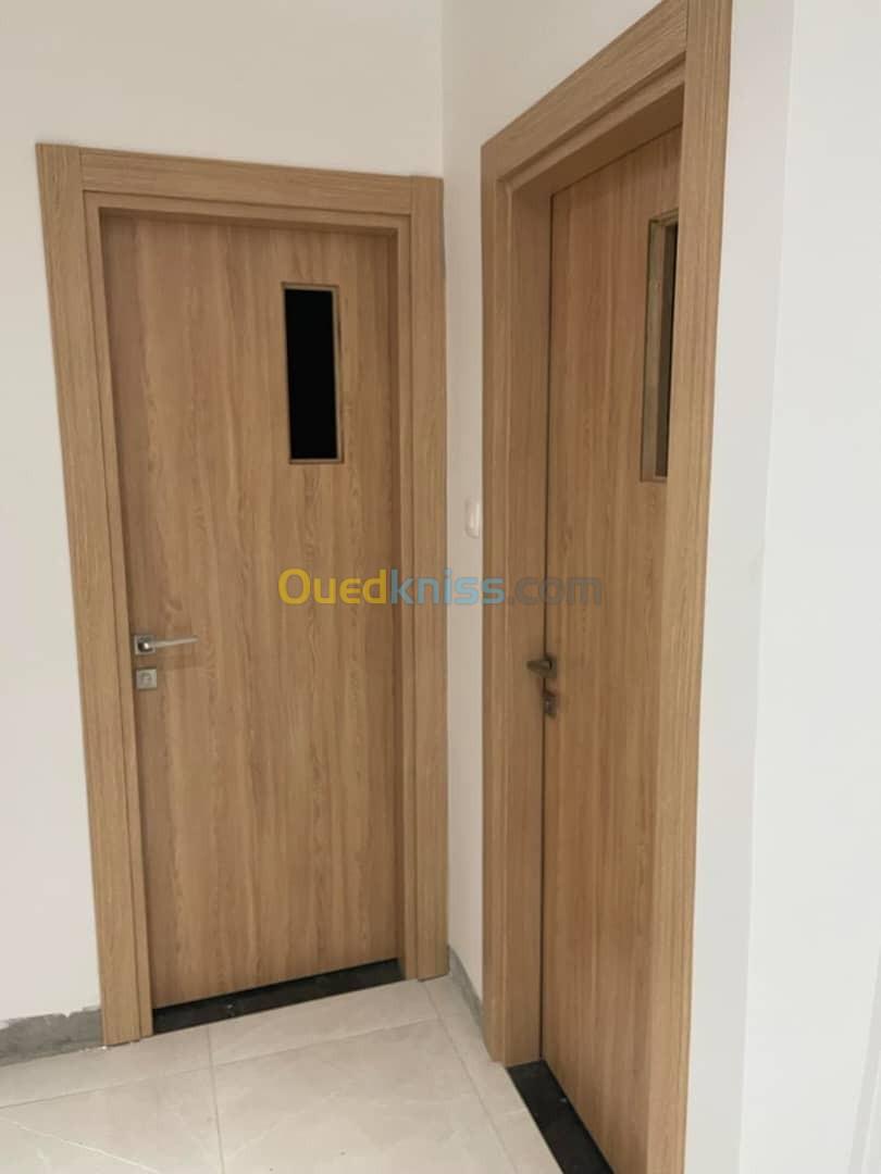 PORTES en MDF et PVC 