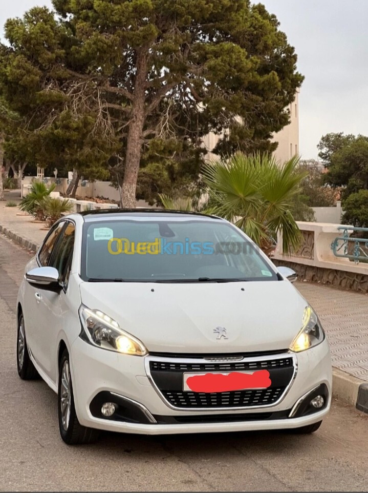 Peugeot 208 2018 Allure Facelift