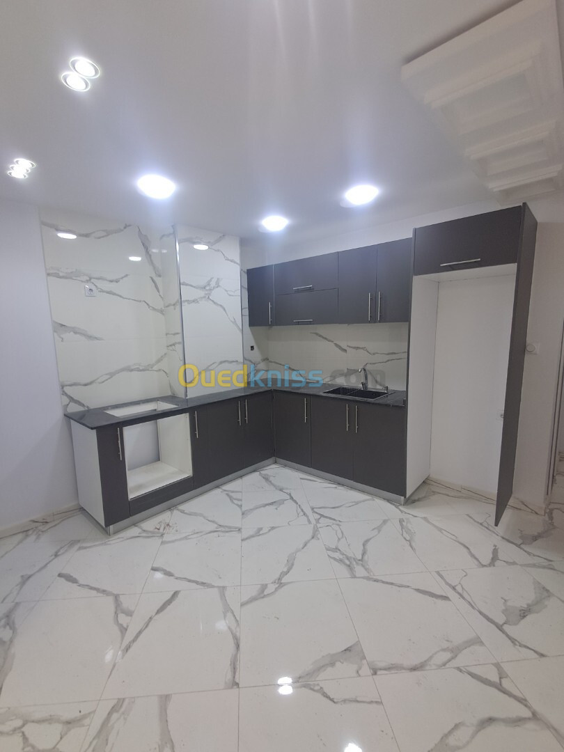 Vente Appartement F4 Alger Bordj el bahri