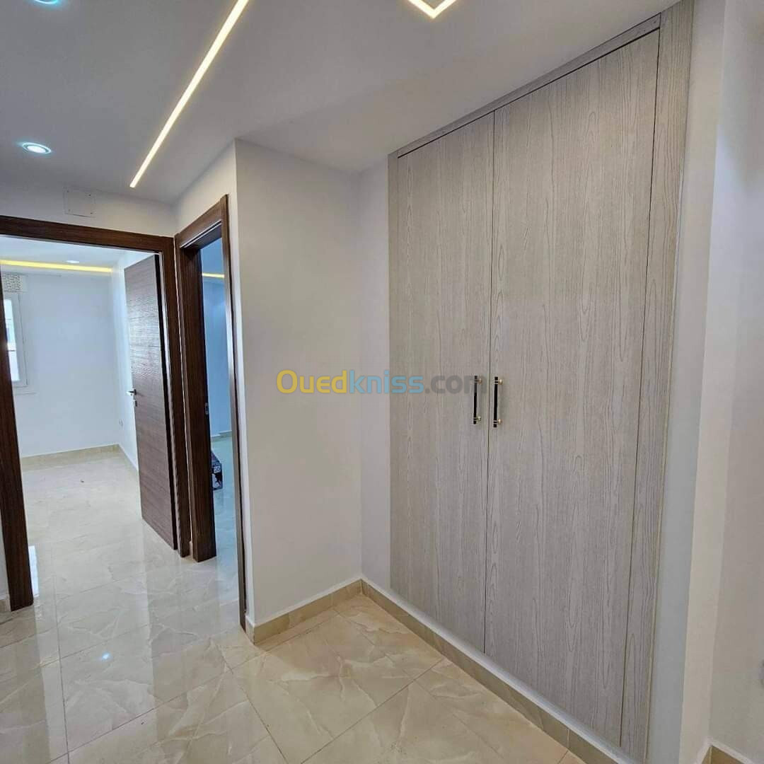 Vente Appartement F4 Alger Bordj el bahri