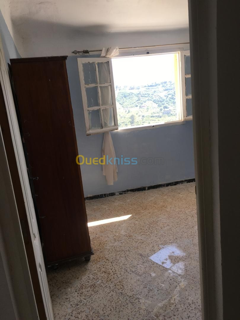 Vente Appartement F2 Tizi Ouzou Azeffoun